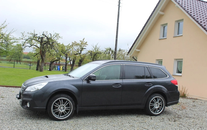 Subaru Outback cena 35200 przebieg: 158200, rok produkcji 2014 z Bolesławiec małe 154